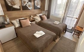 Le Rose Suites & Park Hotel